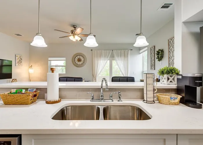 Steps To Tcu Campus: Modern Worth Apartamento